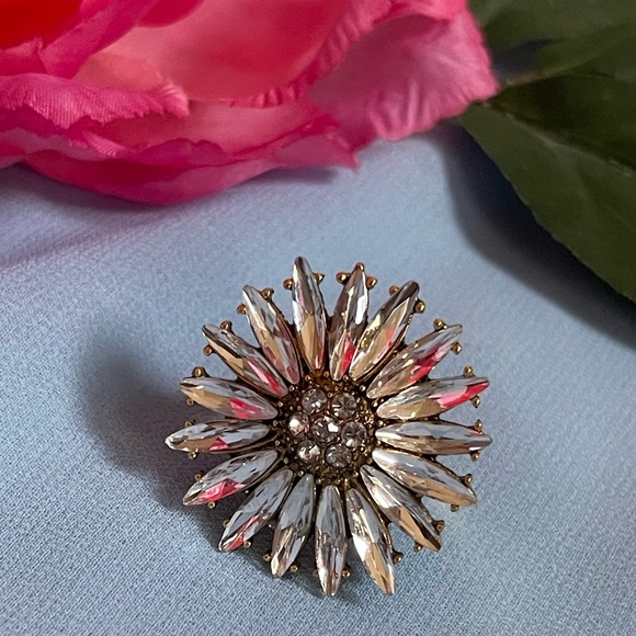 Party Ring - Picture 7 of 8